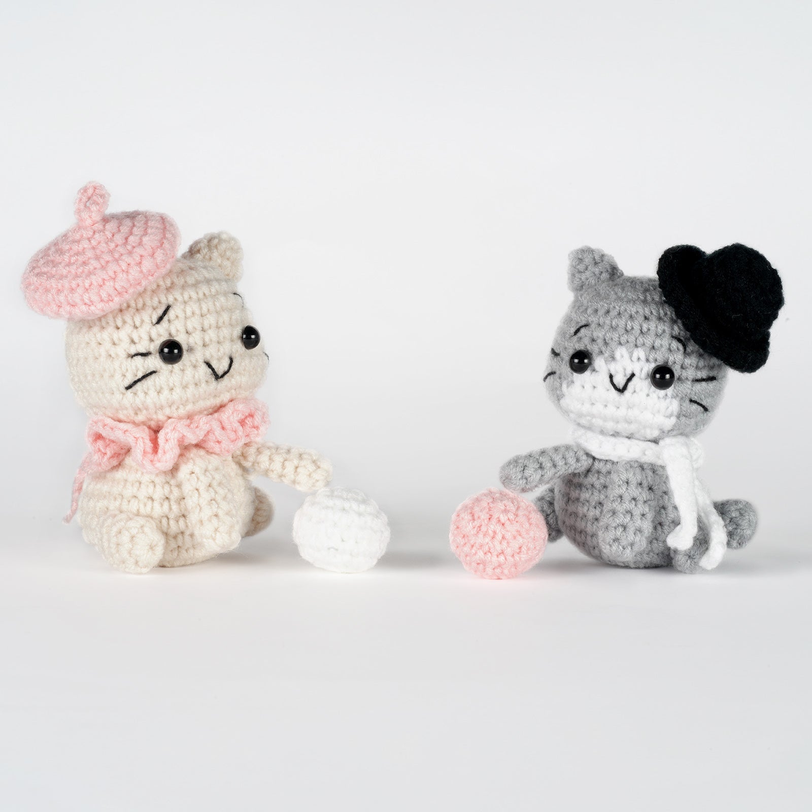Cats Amigurumi DIY Crochet Kit
