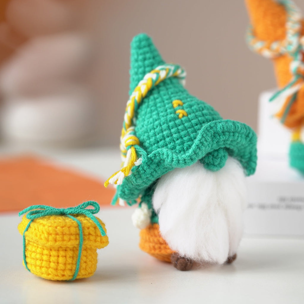 Gnomes Amigurumi DIY Crochet Kit